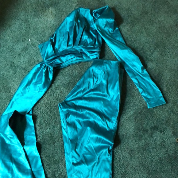 Lia green set - Picture 2 of 2